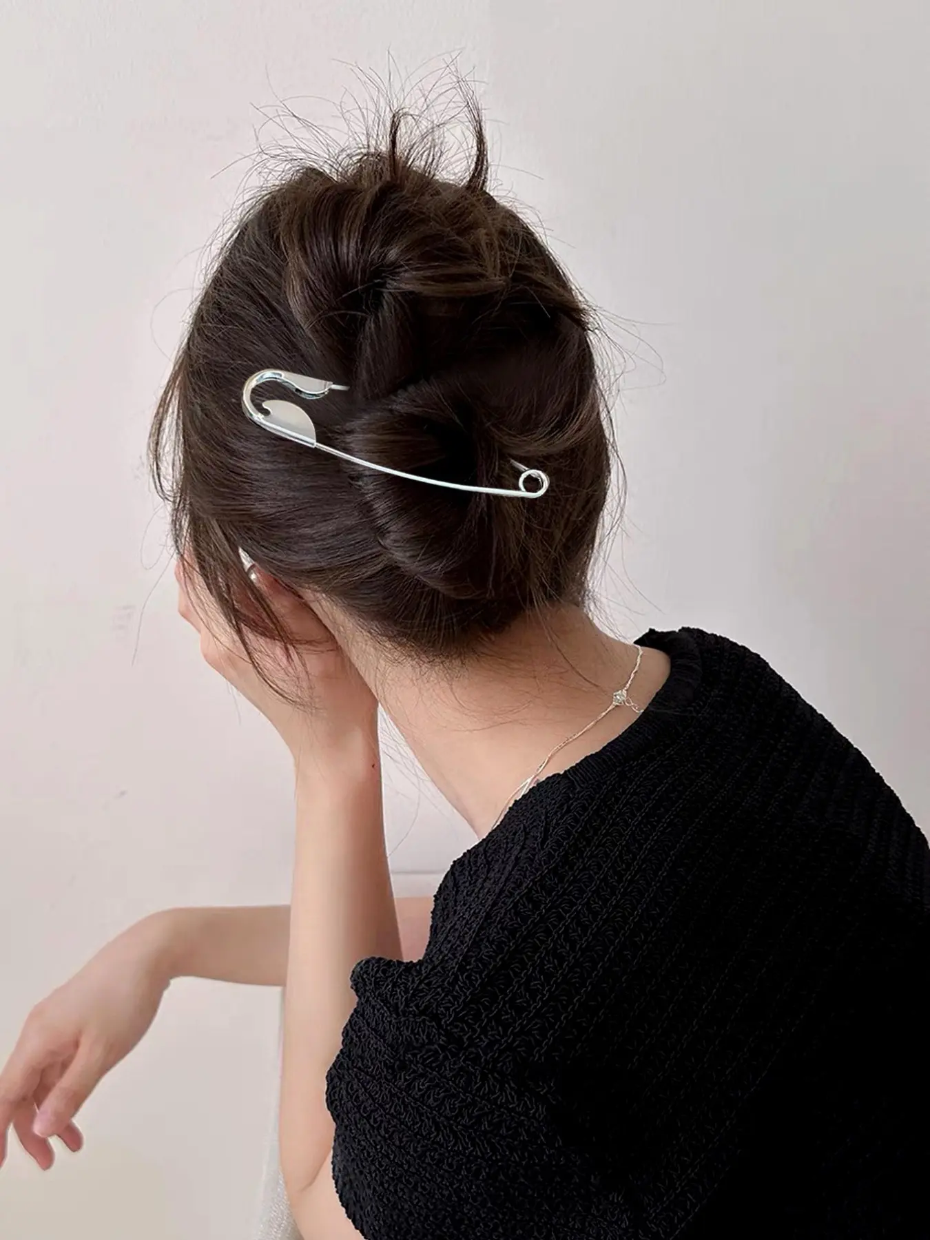 Large Metal Safety Pin Hair Clip Silver Color, Simple Women's Accessory for Thick Hair Scarves Shawls, Fashionable Hair Decorations, Hair Clips Metal, Updo Hair Accessories
