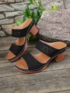 Vintage Carved Hollow Out Sandals, Comfortable Thick Sole Summer Shoes, Breathable Women's Footwear for Casual Wear