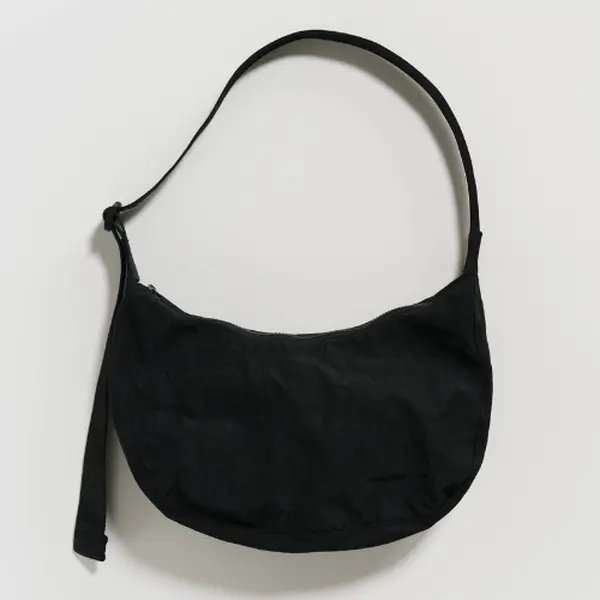 BAGGU Medium Adjustable Nylon Crescent Bag - Black - fall collection