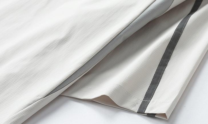 Spring/Summer men’s half-zip polo shirt with a turn-down collar, short-sleeve T-shirt with color-block design, wear-resistant and comfortable fabric; casual men’s top for everyday wear, outdoor sports, vacations, and as a gift for a boyfriend.