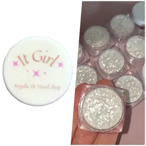 It Girl Highlighter (Loose) - Angelic & Hood Shop viral shimmer topper glitter makeup highlighter Instant face Bronzer Cosmetic