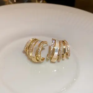 Pair Of Elegant French-Style Stud Earrings With Rhinestone Accents – Golden-Tone Alloy Design For Women, Perfect For Casual Attire, Vacations, And Weddings, Cute Earrings