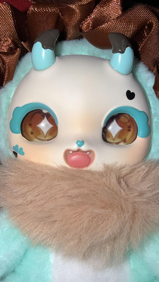 Item: 1 box - random 