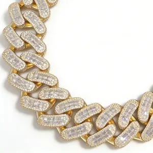 M2-9098 Luxury Iced Cuban Bracelet  Premium Bling Rhinestone Decorated Bangle Chunky Jewelry for Hip Hop Fashionistas Complimentary shipping