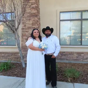 ZEROYAA Men's Long Sleeve Dress Shirt Modern Slim Fit Wrinkle-Free Casual Business Button Up Shirts Elegant Smooth Satin Finish