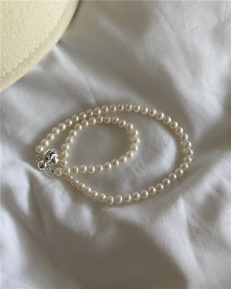 Trendy INS Heart Pendant Luxury Clavicle Necklace, Minimalist High-Grade Jewelry, Pearl Magnetic Clasp 3D Love Heart Necklace