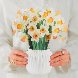 Daffodil Bloom Pop-Up Bouquet