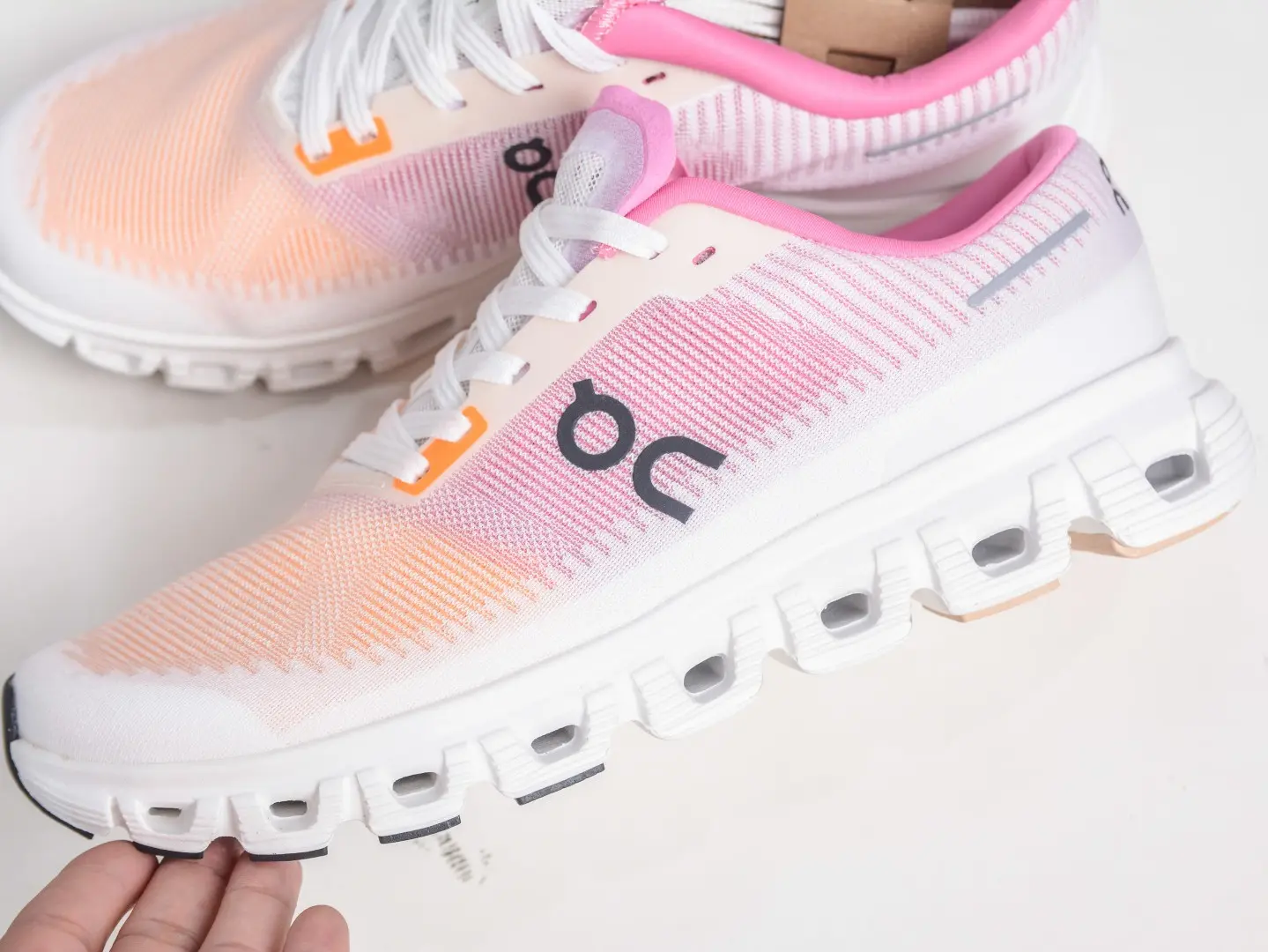 Pink Orange Gradient Mesh Hollow Running Shoes, Bright sweet gradient tone fits summer outings and fresh girly daily outfits