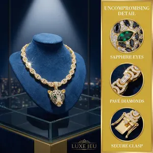 Zinc Alloy Enamel & Rhinestone Leopard Head Pendant — Premium Cuban Link Necklace for Men and Women (Streetwear Style)