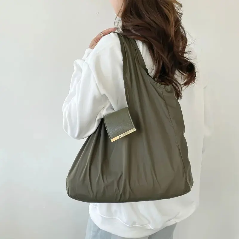 Reusable Mini Keychain Tote Bag Lightweight Eco-friendly Foldable Shopping Bag Large Capacity Keyring Expandable Reusable Bag