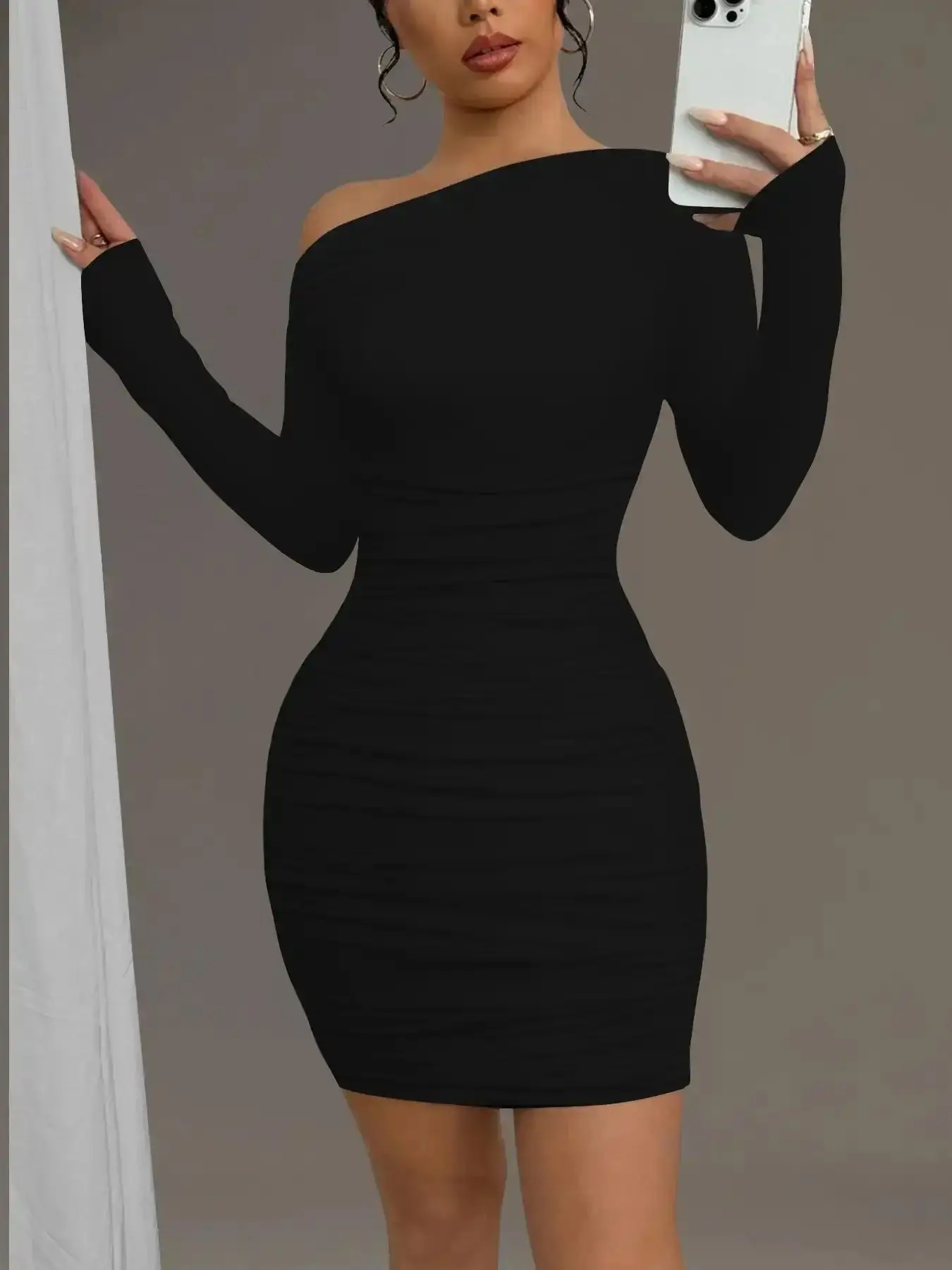 Double Layer Long Sleeve Bodycon Sports Dress with Asymmetrical Shoulder and Ruched Detail, Fashionable Workout Silhouette for Gym and Active Wear, performance fit, athleisure style, training staple, gym essential
