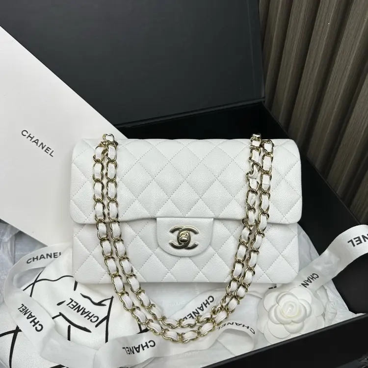 Pre-owned leather Backpacks CHANEL Shoulder Bags R13987 Shoulder Bag C6846696819 0724