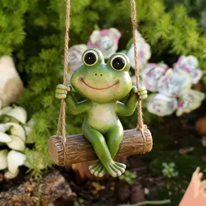 Cute Resin Frog Swing Garden Statue - 6.69 Inch Hanging Frog Garden Ornament, Outdoor Tree Sculpture Decoration, Ideal for Patio, Home and Bonsai Decor, Perfect Gift for Valentine's Day and Thanksgiving, No Power Required