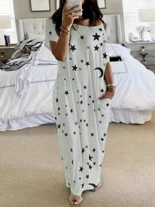 Women's Butterfly / Star Print Pocket Round Neck Nightdress, Casual Soft Comfortable Short Sleeve Nightgown for All Seasons, Lady's Sleepwear for Indoor Wear