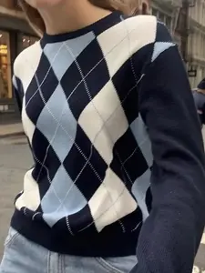 Plus Size Women's Argyle Pattern Crew Neck Sweater, Casual Long Sleeve Preppy Style Jumper, Women's Vintage Knitwear Top for Fall & Winter, Sweaters for Women, Knit Sweater Clothing