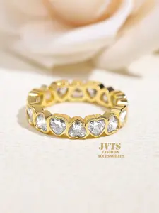 Heart-Shaped Cubic Zirconia Ring, Copper Inlaid Zircon, with stones arranged to form a circle, symbolizing eternal love and romance. Suitable for various occasions to wear, making it the perfect Valentine's Day gift, Heart Design Ring, Zircon Jewelry