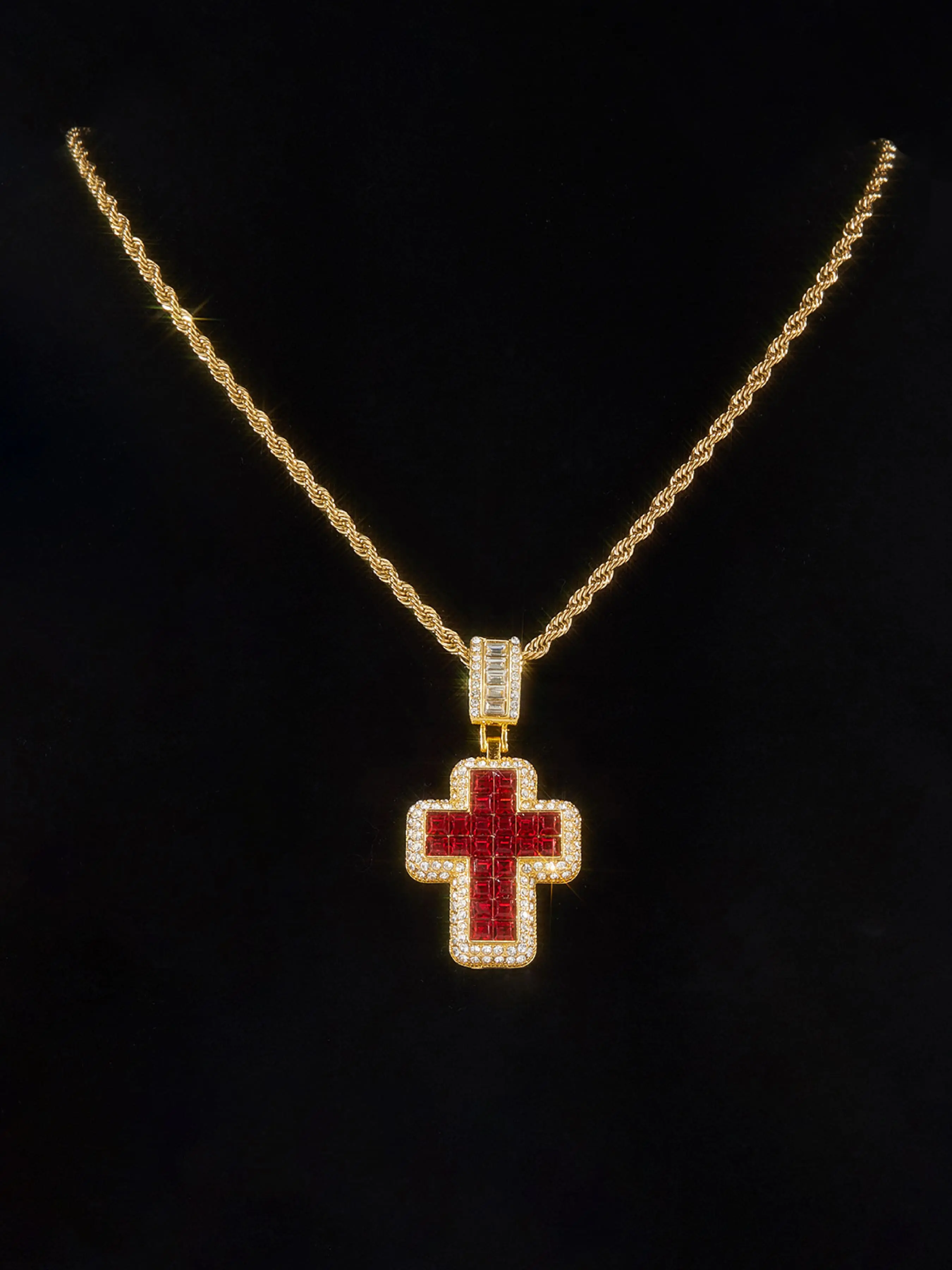 Elegant Zircon Cross Design Pendant Necklace, Copper Chain, Statement Religious Necklace, Unisex Fashion Accessory, Perfect Gift for Birthdays & Anniversaries