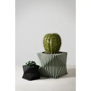 TIDE Planter - Sculptural Pot with Flowing Texture