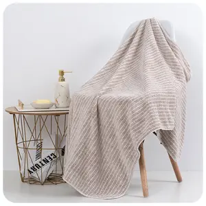 Extra Large Striped Bath Towel, 105x200cm, Modern Big Towel, High Absorbency Coral Fiber, Quick Dry, No Shedding, Durable, Ideal for Home, Beach, Outdoor, Perfect Holiday Gift