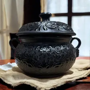 Handmade Mexican Talavera Engobe Olla | Black & Black