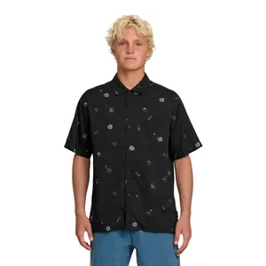 Quiksilver | Beach Club Classic Short Sleeve Shirt | Chest Pocket Regular Fit | Beach Days & Casual Streetwear