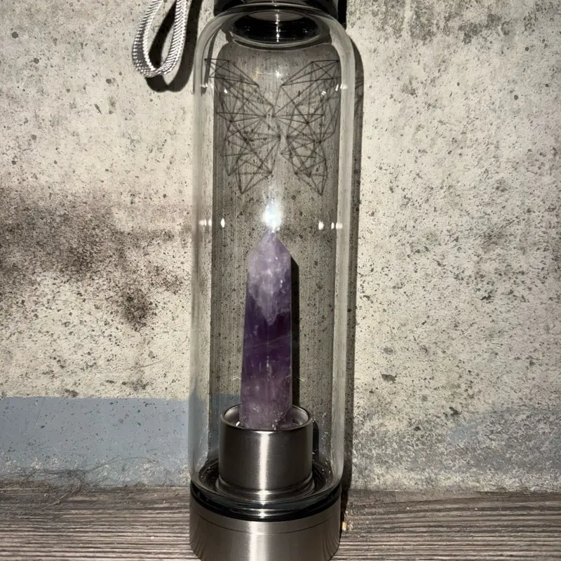 Amethyst Tower Water Bottle - Elegant Drinkware Tumbler with Amethyst Crystal for Hydration and Style