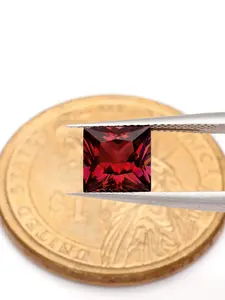 Princess Cut Synthetic Ruby Gemstone, 4.5-9.5mm Size, Ideal for Jewelry Making & DIY Accessories, Fashionable Pendant Necklace Component