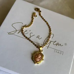 Gold PVD Stainless Steel Gold Filled Vintage Cameo Charm Bracelet