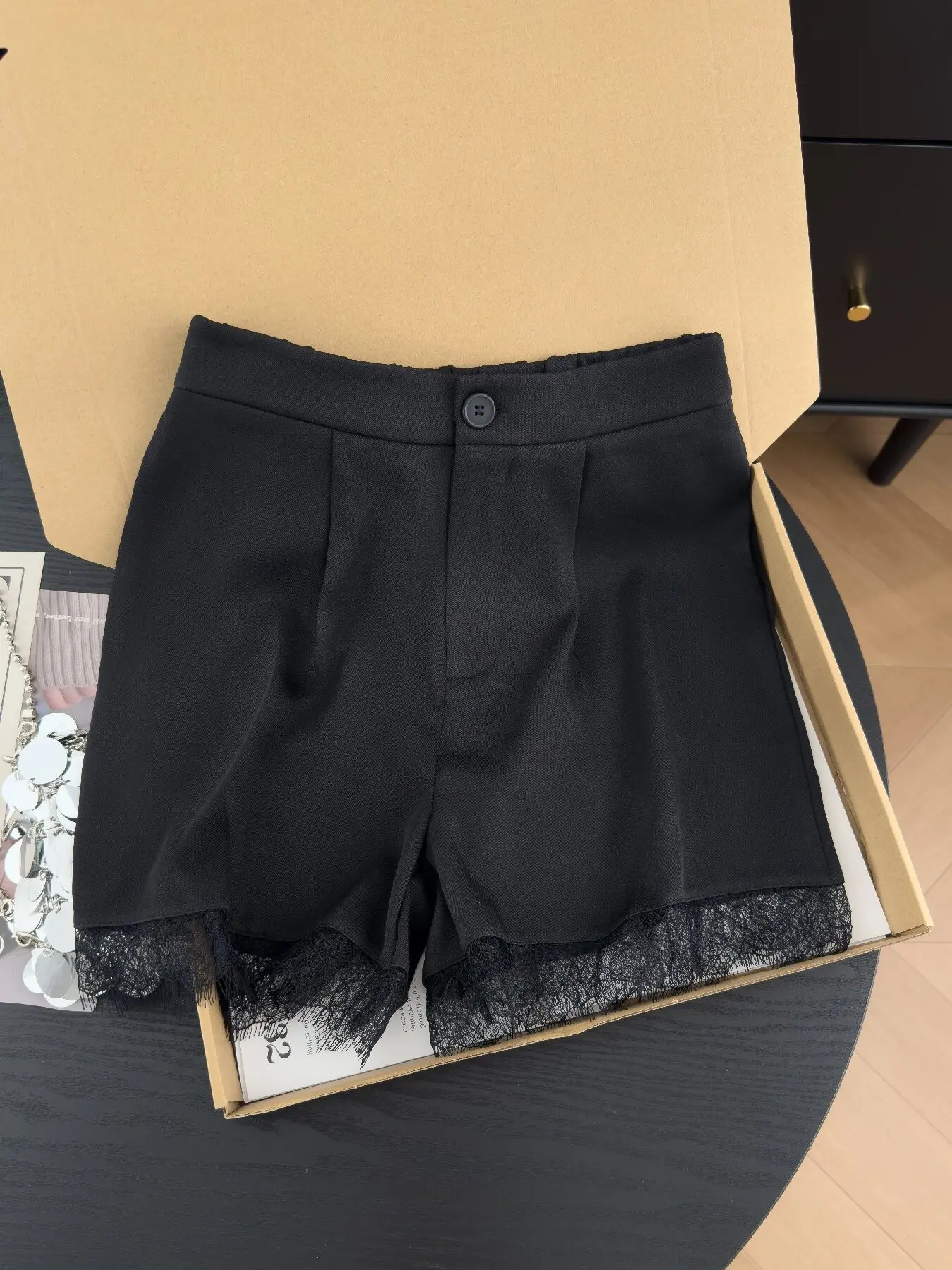 Women's Spring Summer Fashion Elegant Chic Lace Patchwork Shorts Bottoms, Stylish Casual Wear, Comfortable and Trendy Fitted Design, Perfect for Daily Fit, Style