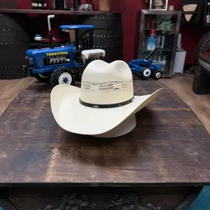 Tombstone Bangora Massey Ferguson