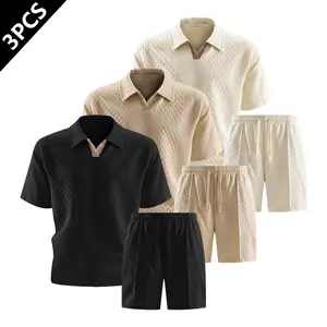 Men’s fashion casual set, jacquard short-sleeve top and shorts two-piece outfit, suitable for summer beach vacations, everyday commuting, and outdoor activities.