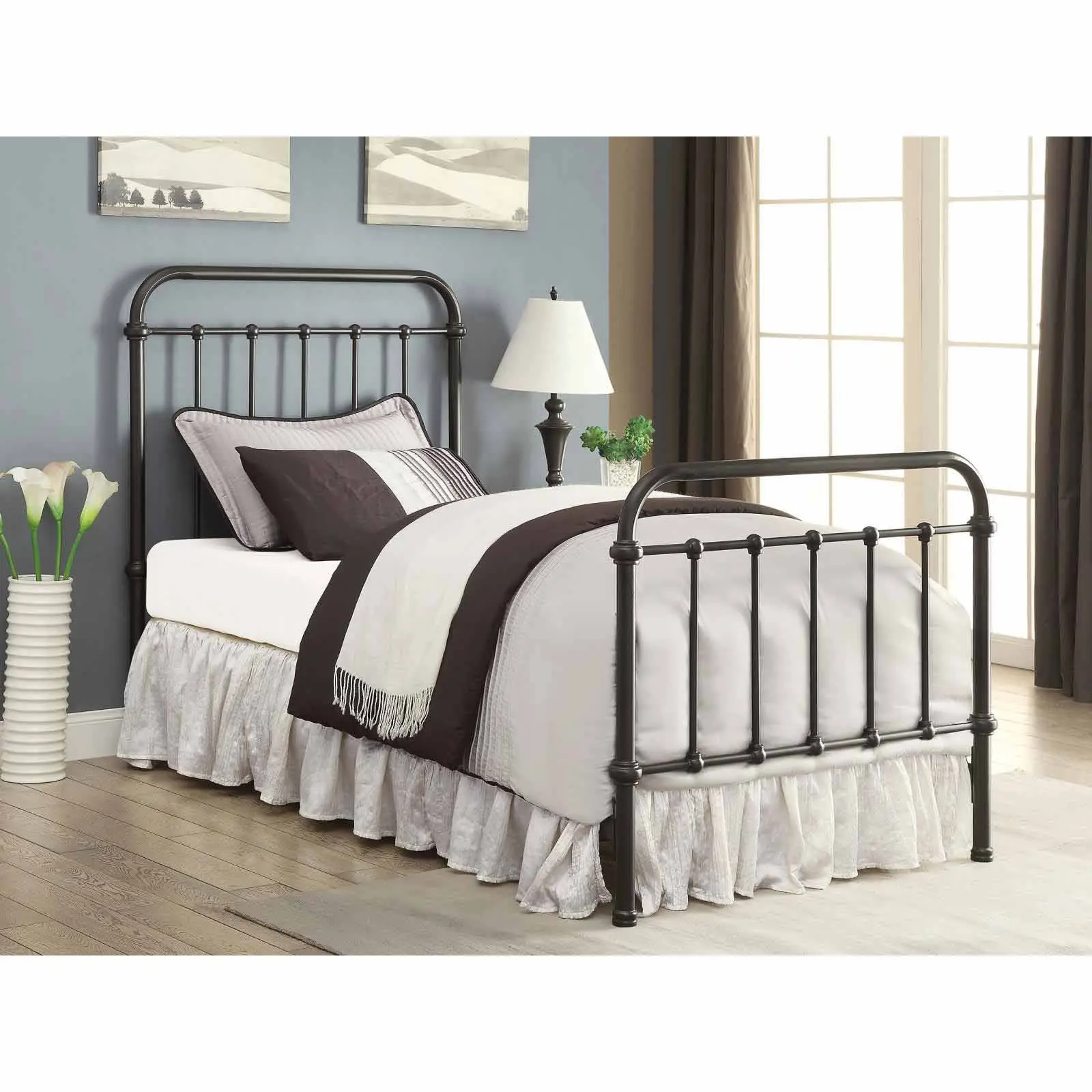 Dreamzon Classic Dark Bronze Metal Spindle Twin Panel Bed - 1 Bed, 43.5 In Wide, 51.5 In High, 82.25 In Long, 43.5 Inches Wide, 51.5 Inches High