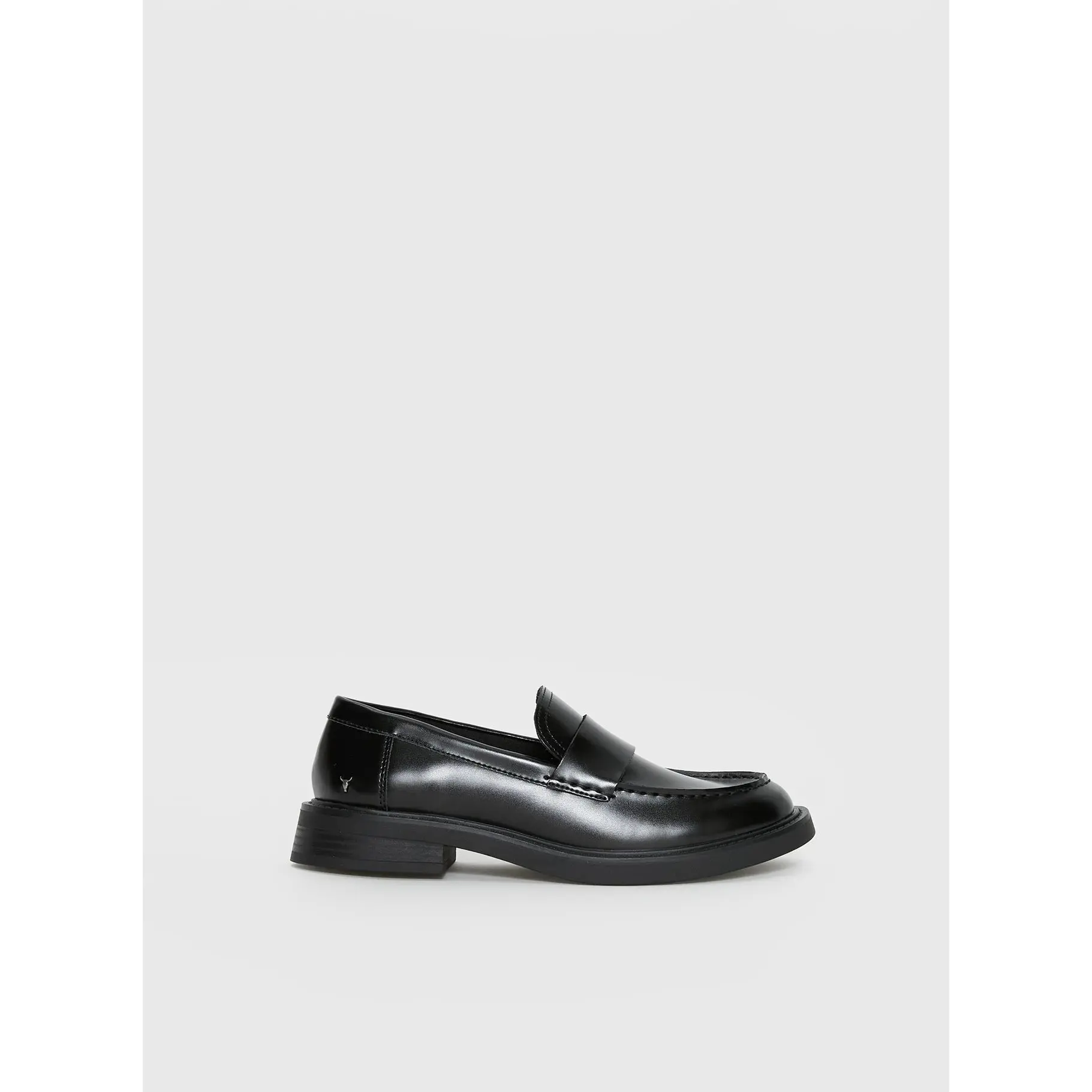 Windsor Smith Yearn Loafers Black