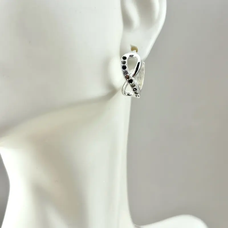 Huggie earrings Silver 925 infinity design