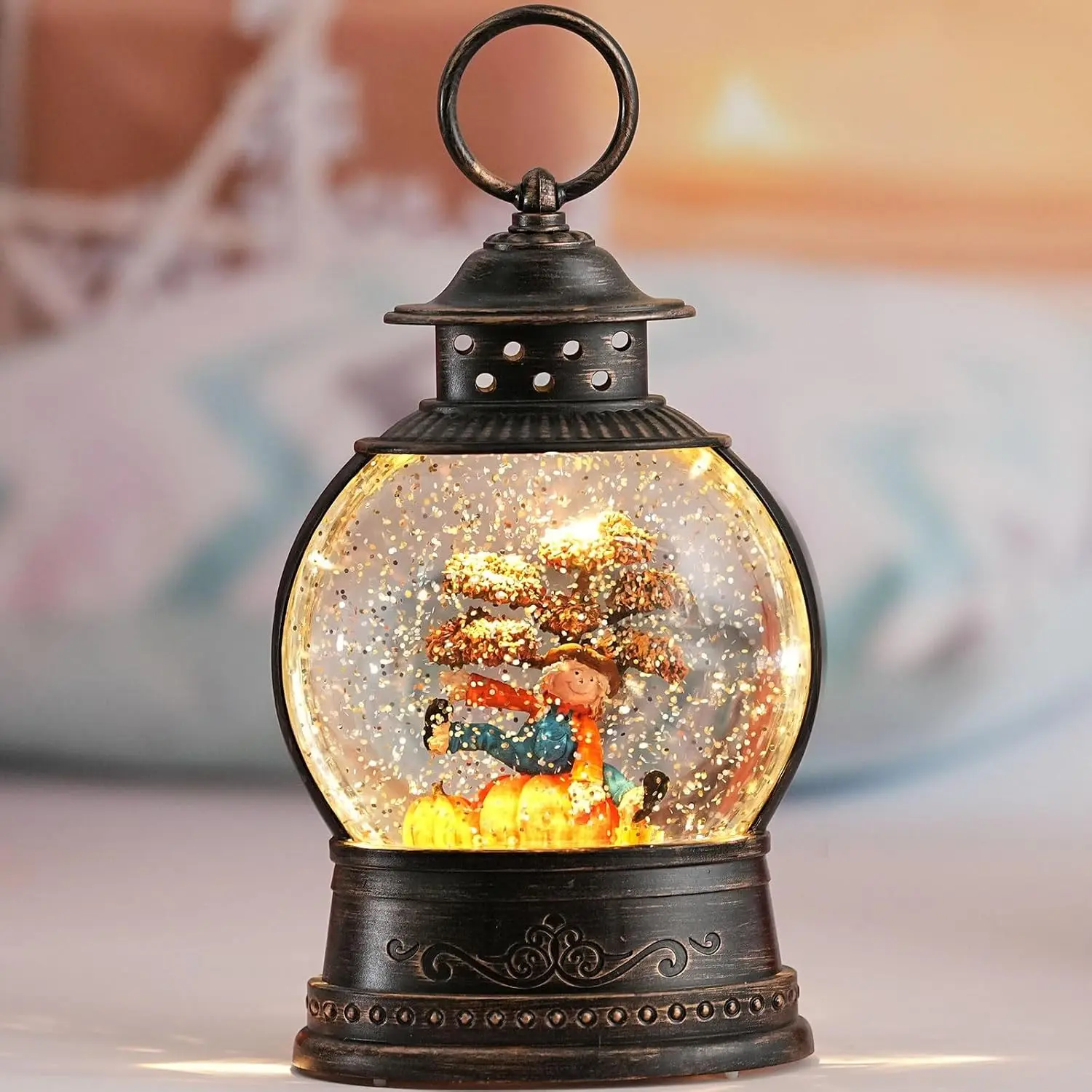 Light Up Snow Globe Lantern Thanksgiving Decorations with Scarecrow Pumpkin 6H Timer USB & Battery Operated Fall Decor for Autumn Thanksgiving Harvest