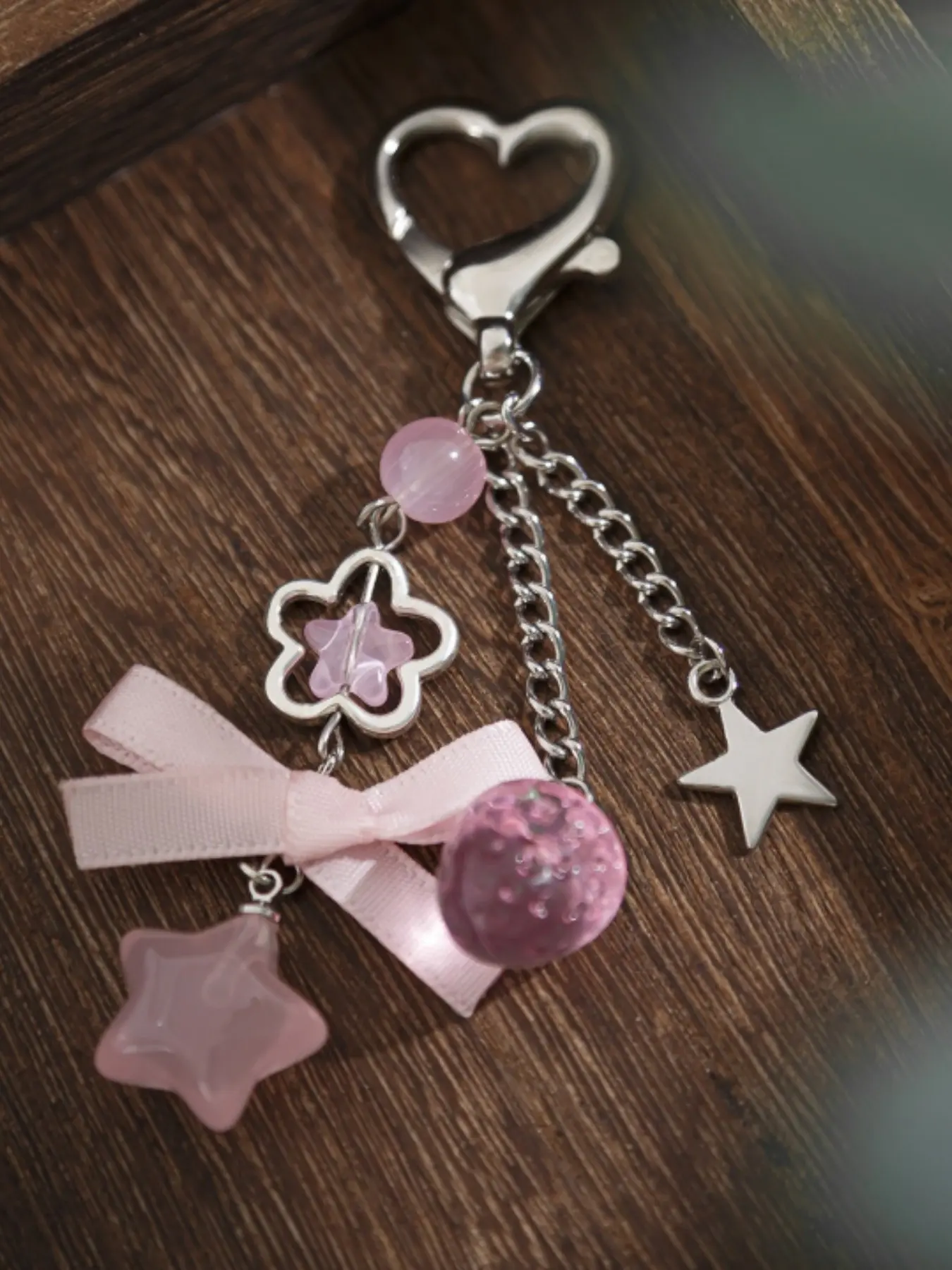 Cute Bow Strawberry Five Pointed Star Keychain Pendant, Keychain Jewelry, Pink Strawberry Keyring Bag Charm Bowknot Star Flower Tassel Beaded Chain Phone Charm Lobster Clasp Book Bag Womens Backpack Pants Chain Accessories