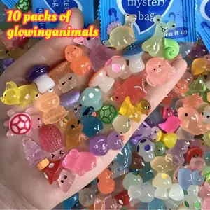 Random Color (pink Etc) Mini Resin Animal Decorating Ornaments, Luminous Resin Cute Animal Decoration Items, Creative Decorations for Home Office Desk, Luminous Resin Ducks, Glow In Dark Home Decorative Accessory, Kawaii Display Decor, Decoration Figure