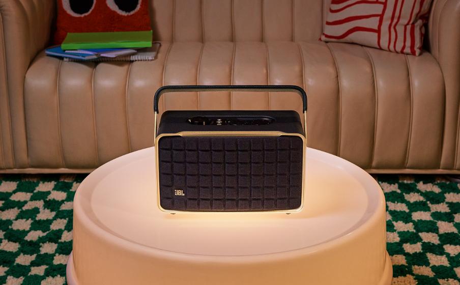 JBL Authentics 300, Portable smart home speaker with Wi-Fi, Bluetooth and voice assistants with retro design. JBL Authentics 300, Portable smart home speaker with Wi-Fi, Bluetooth and voice assistants with retro design.