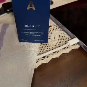 Product Review of Apothékary Blue Burn - Metabolic Support Liquid Herbal Drops* | Antioxidant Rich, Alcohol-Free, Clinically-Tested, Certified Gluten-Free, PETA Certified Vegan & Cruelty-Free, Third Party Tested, Plant-Based, Made in the USA from d**l