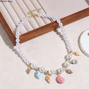 Women's White Pearl Seashell Charm Necklace - Trendy Freshwater Pearl Beaded Choker, Colorful Mixed Shell Pendants, Pink Nautilus, Lightweight Adjustable Gold Chain Jewelry for Summer Beach Vacation, Coastal Boho Outfits