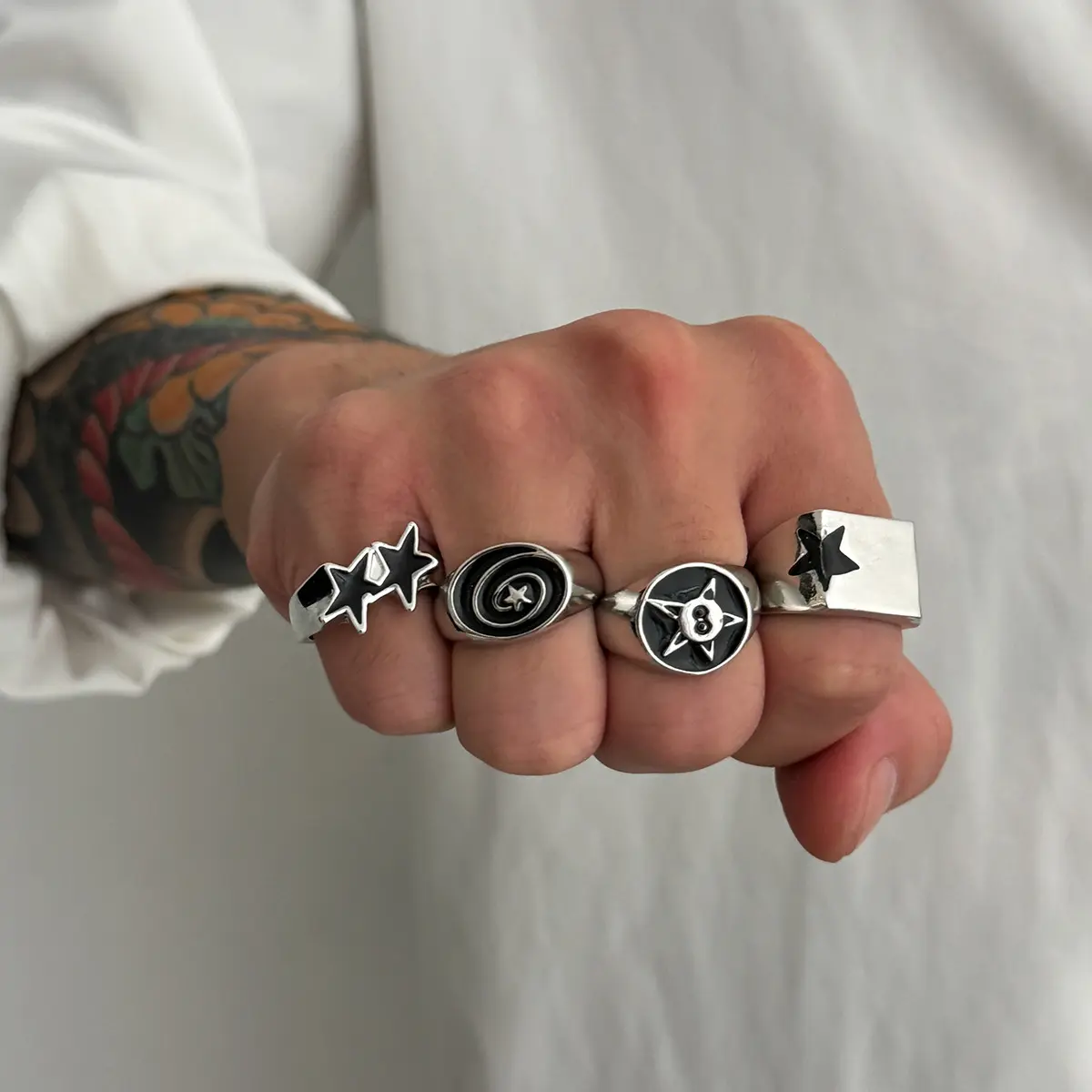 4Pcs Y2K Star Stackable Ring Set for Men Women, Silver Gold Two-Tone Open Adjustable Band Rings, Spiral Galaxy Double Star Signet Finger Jewelry, Minimalist Hip Hop Streetwear Accessories for Daily Skate Outfits