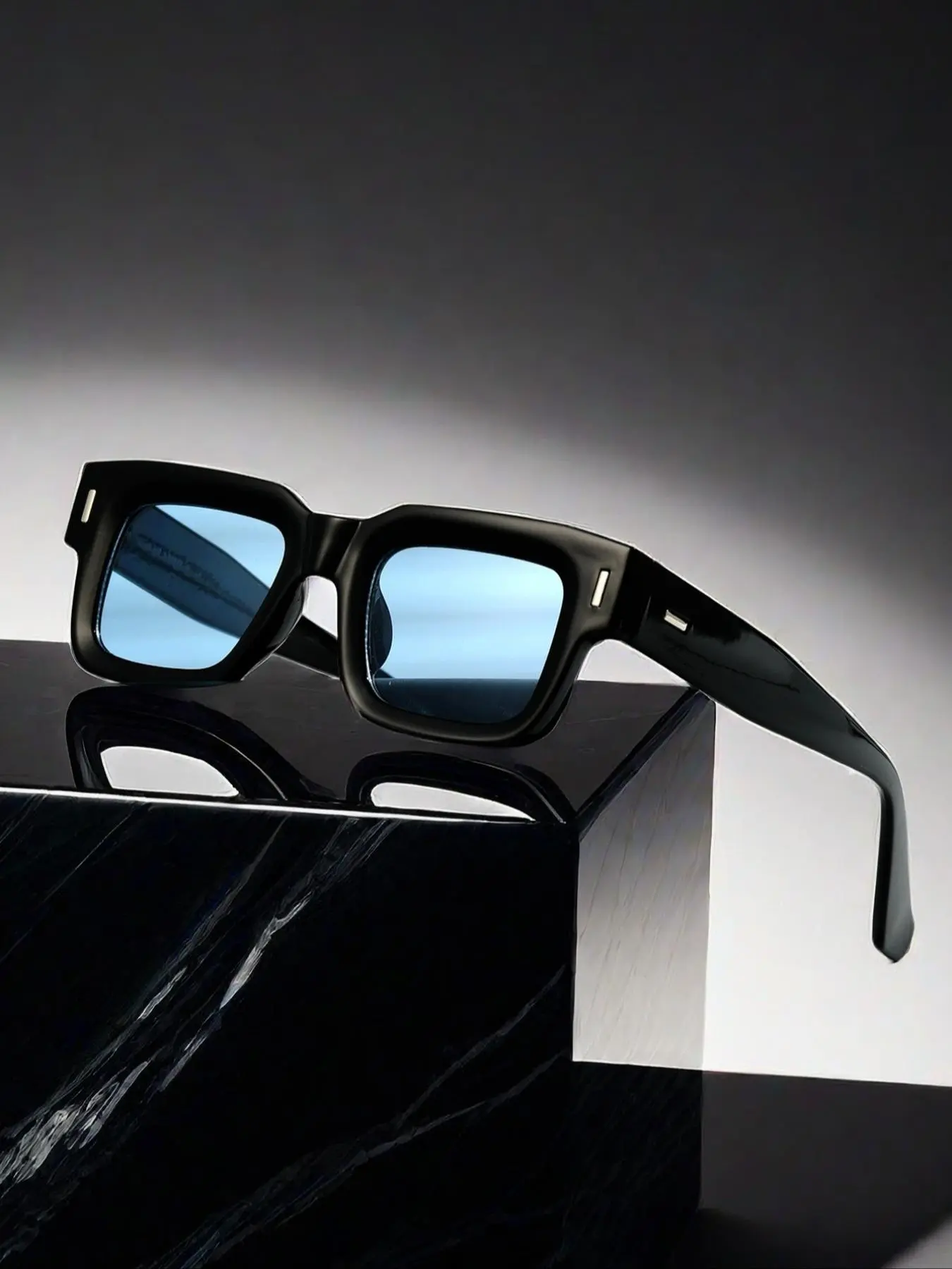 Unisex Vintage Square Frame Sunglasses, Trendy Casual Sunglasses for Everyday Use, Fashion Accessories for Outdoor Activities