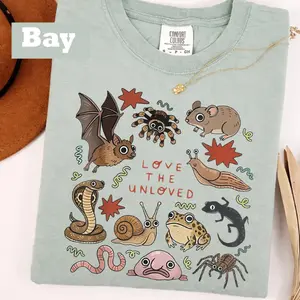 Comfort Colors Cute Creepy Animal T-Shirt – Love The Unloved Graphic Tee with Bat, Snake, Frog, Spider And Snail - Nature Lover Gift