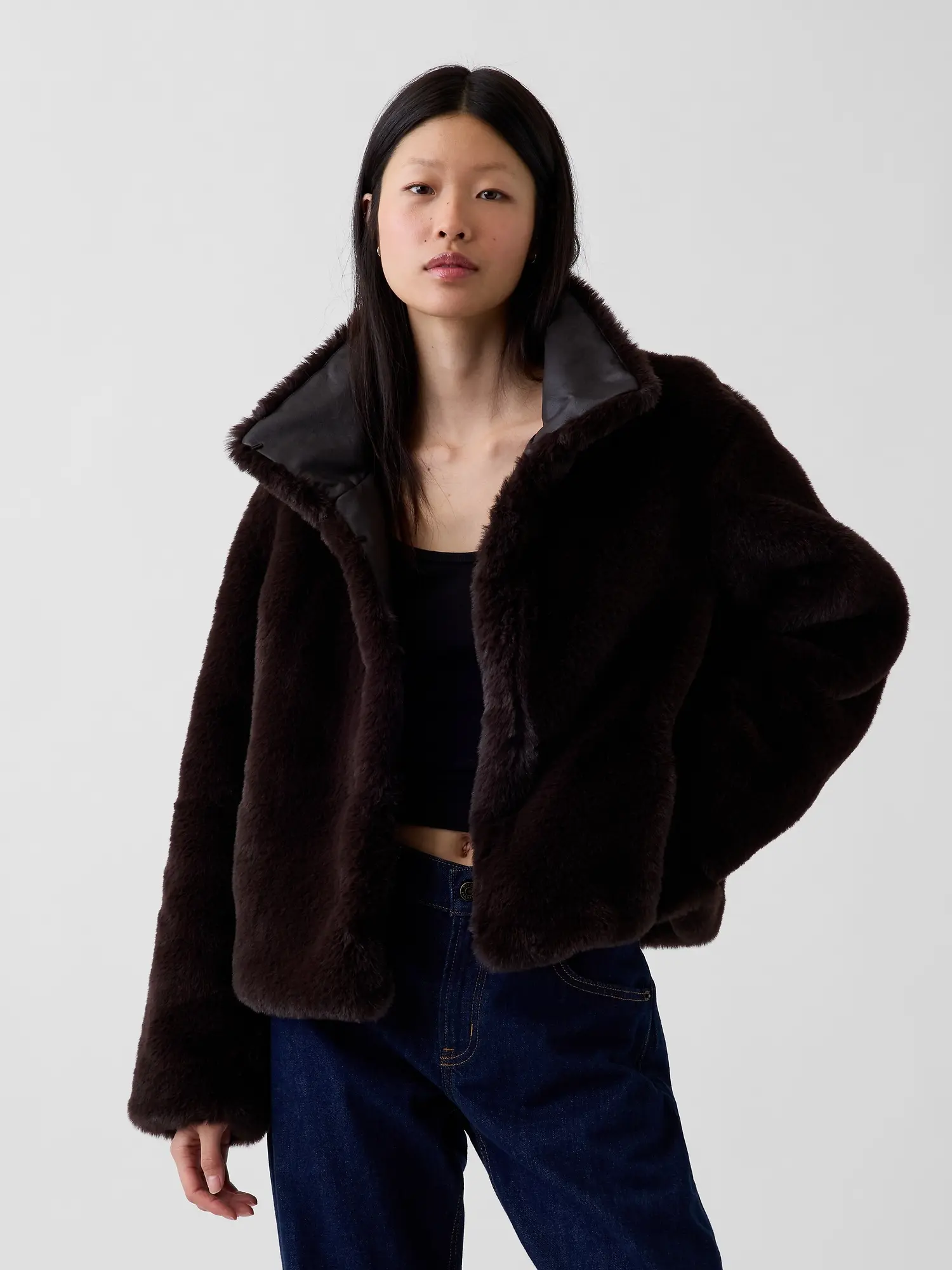 Gap Women's Recycled Faux Fur Crop Jacket