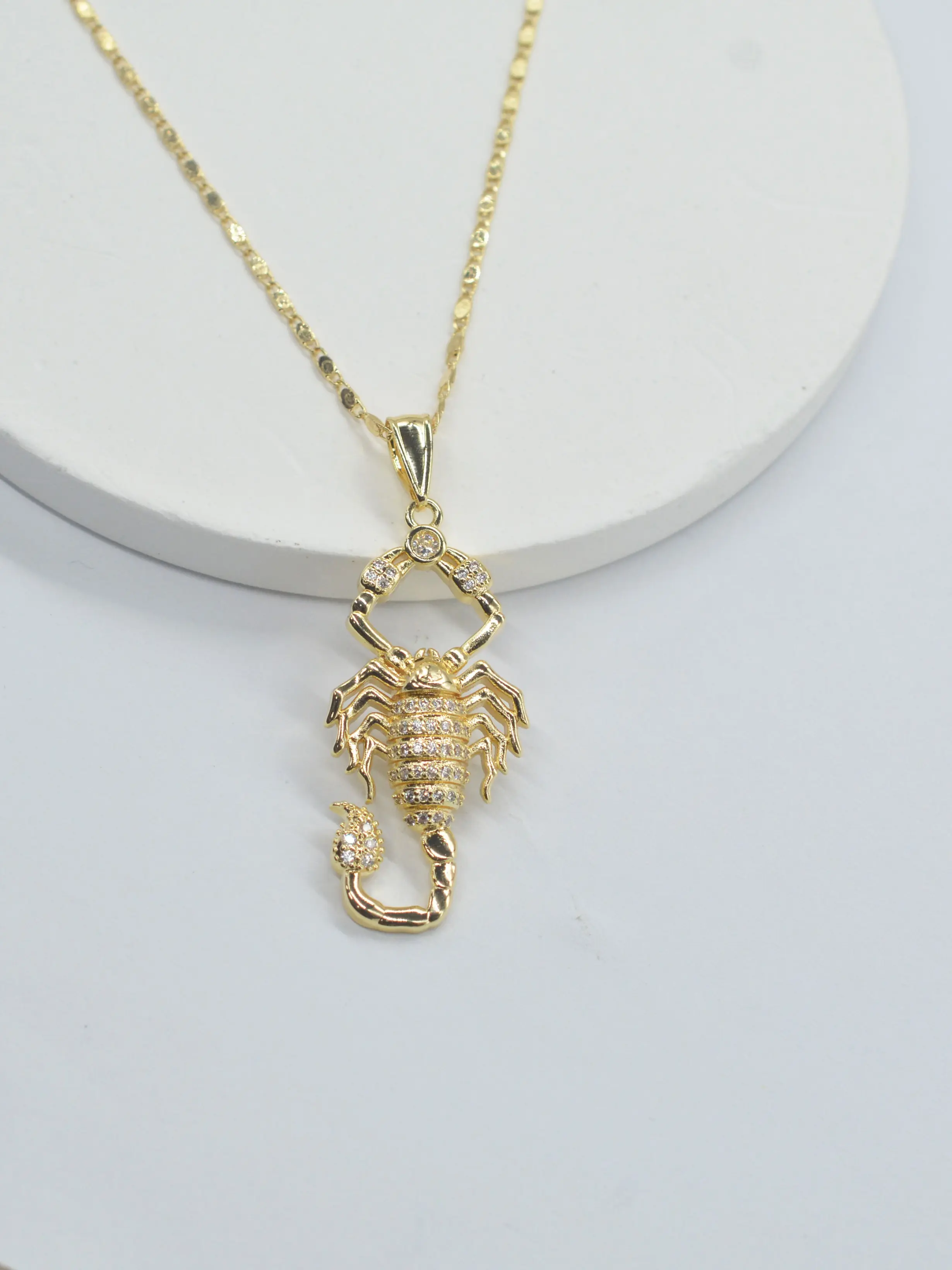 14k Scorpion Pendant Necklace, Unisex Jewelry, Decorative Necklace, Bling Necklace, Perfect for Daily Wear, Birthday Gifts, Holiday Presents, Elegant Accessories