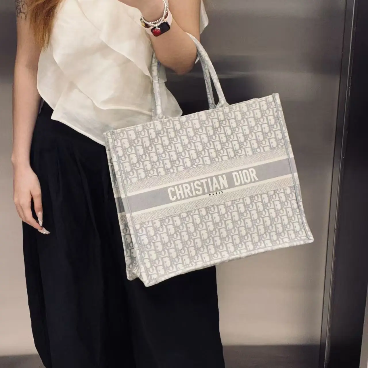 Pre-owned Dior Book Tote Medium Oblique Embroidery Canvas Tote Bag