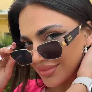 Retro Hexagon Sunglasses for Women Men, 2025 Fashion Small Irregular Sunglasses Women Luxury Polygonal UV400 Protection Metal Material thick Sun Glasses for Outings