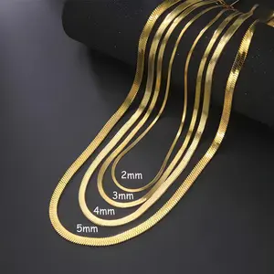 Stainless steel blade chain - A simple and fashionable flat snake-shaped necklace. Trendy jewelry accessory.