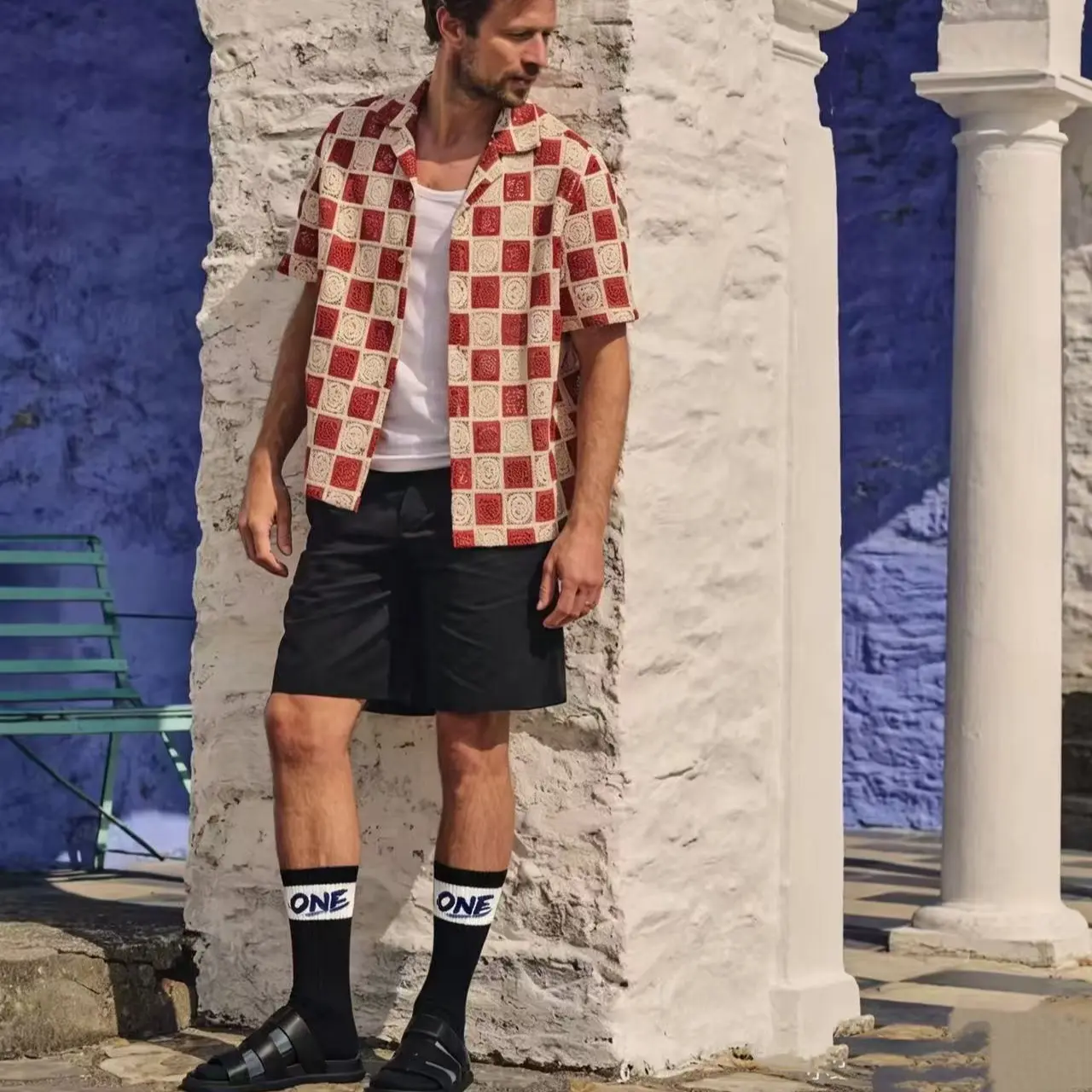 Four pairs of stylish outdoor sports socks. Streetwear-inspired, fashionable athletic and casual calf socks, perfect for holidays and parties. Mid-calf length, a versatile piece to pair with shorts