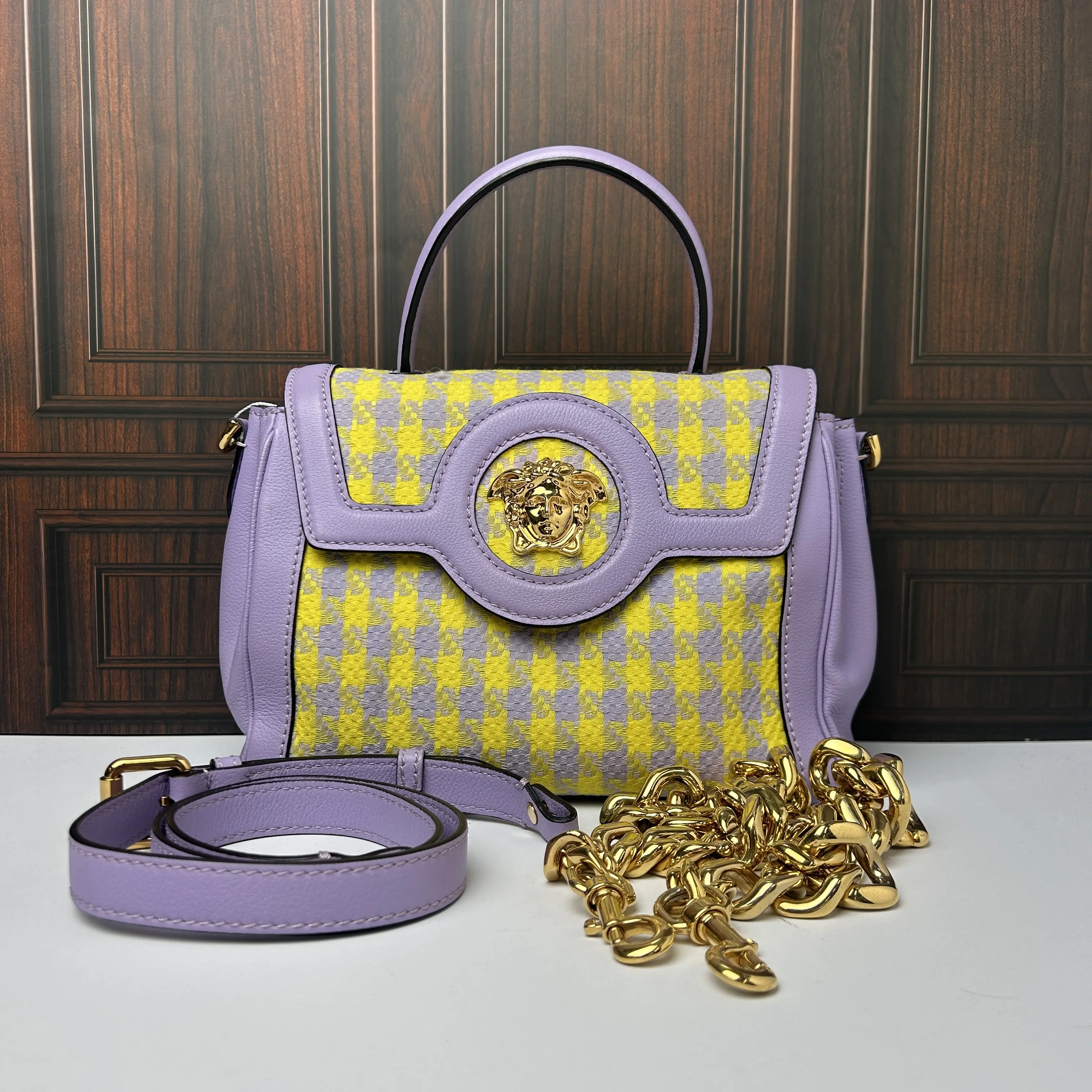Pre-owned VERSACE Medusa Chain Bag 888
